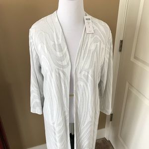 Gorgeous Chico’s white and silver duster